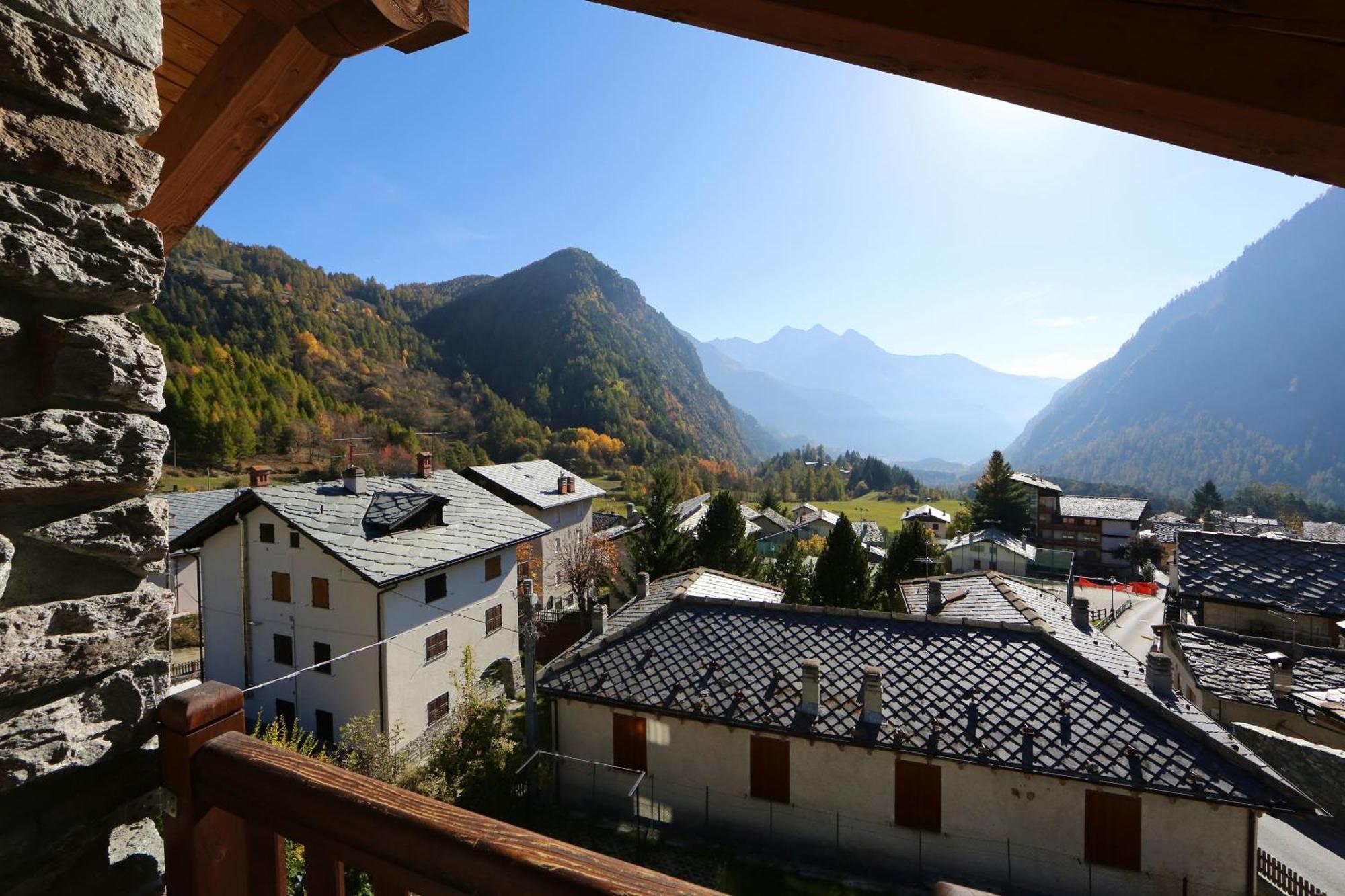 Valley Vacanze Brusson Szoba fotó